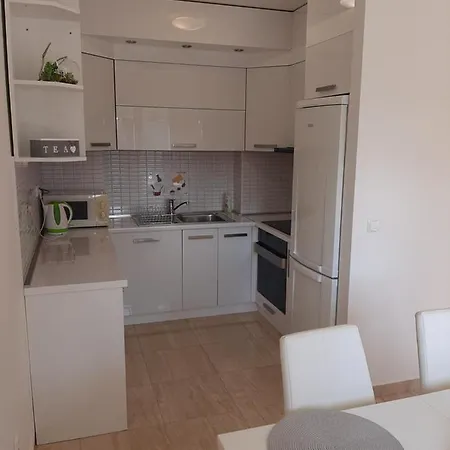 Lägenhet U Centru Makarske